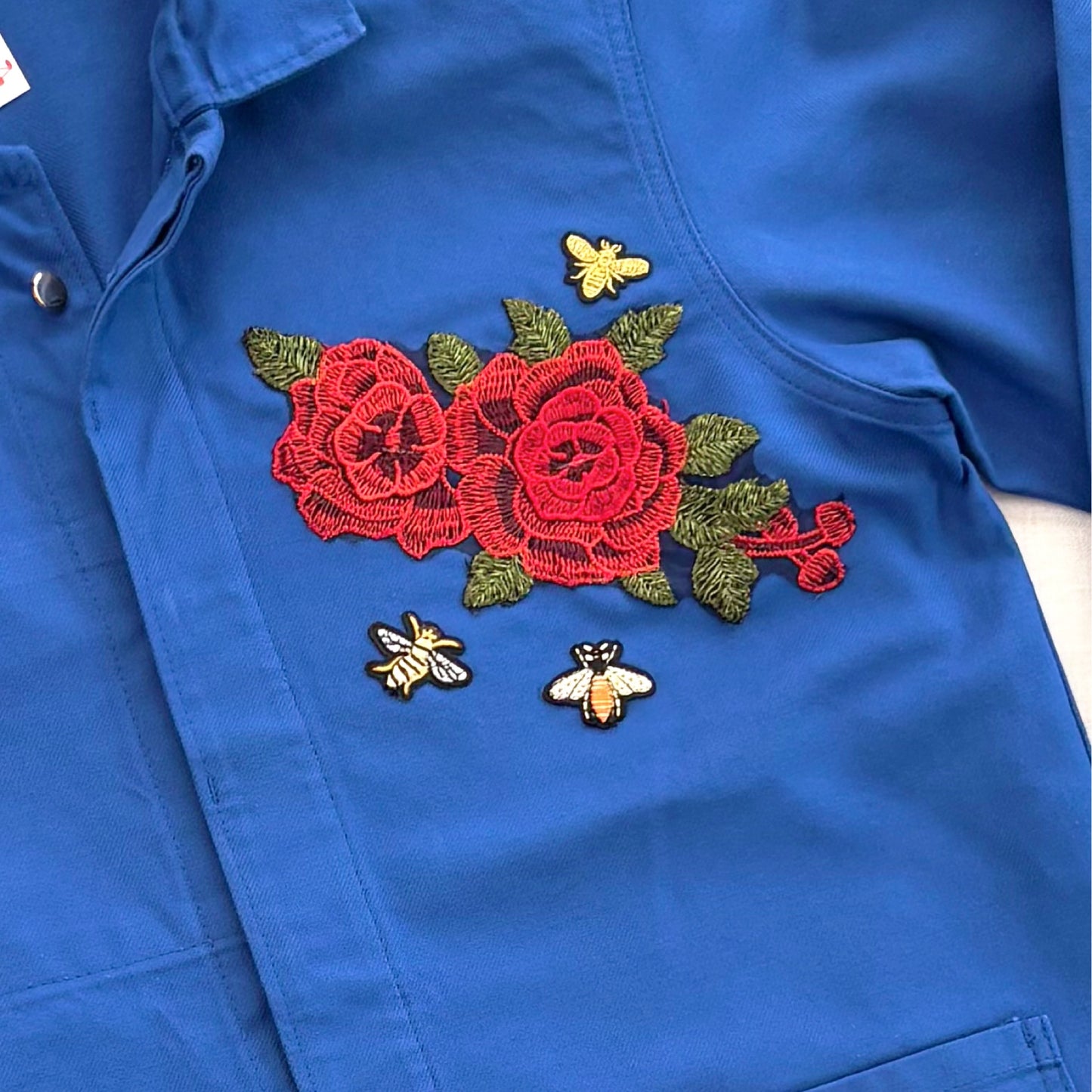 Veste Bleu Roses rouge