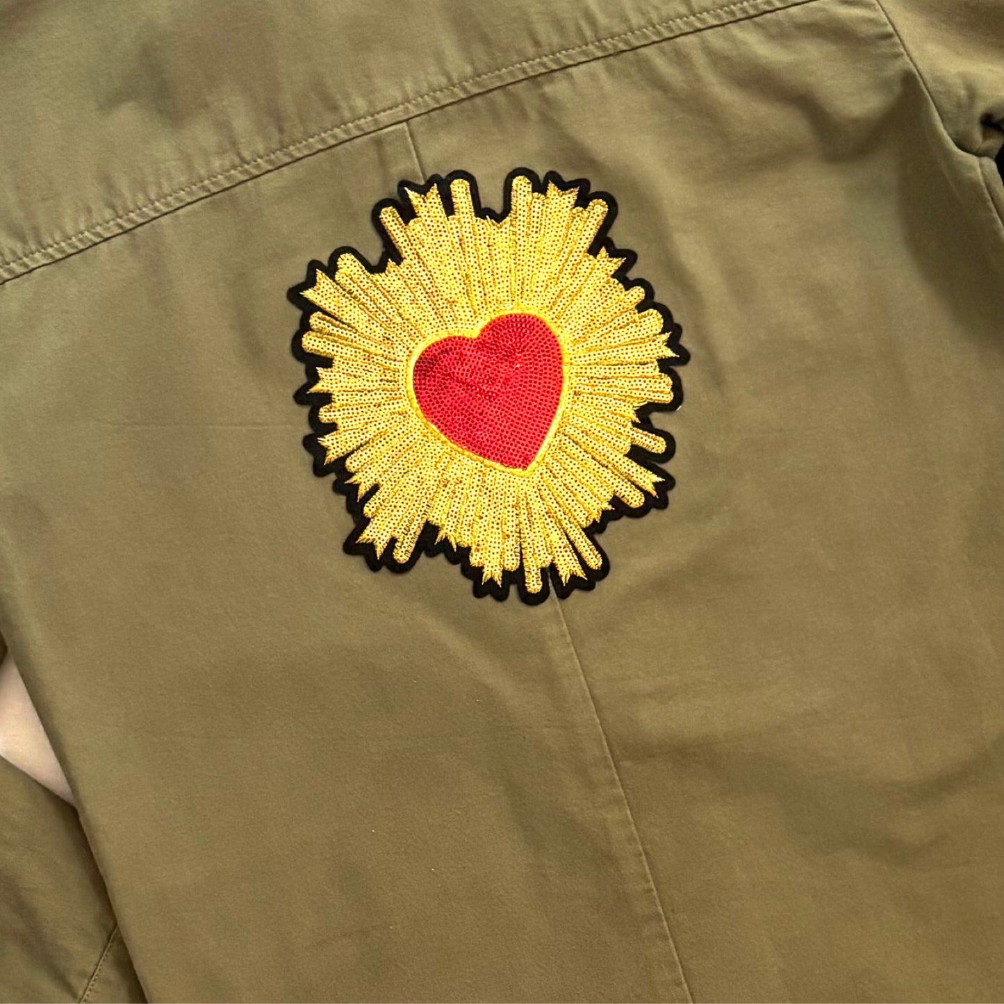 Veste kaki Coeur sacré